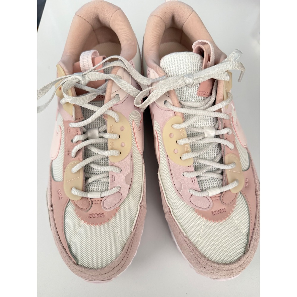Nike Air Max 90 Futura Pink White Suede Mesh Sneakers DM9922-104 Womens 8.5